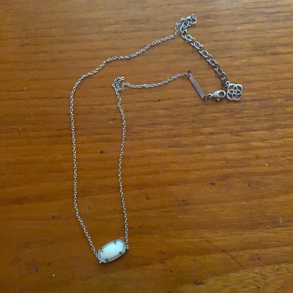 Kendra Scott Jewelry - Kendra Scott necklace